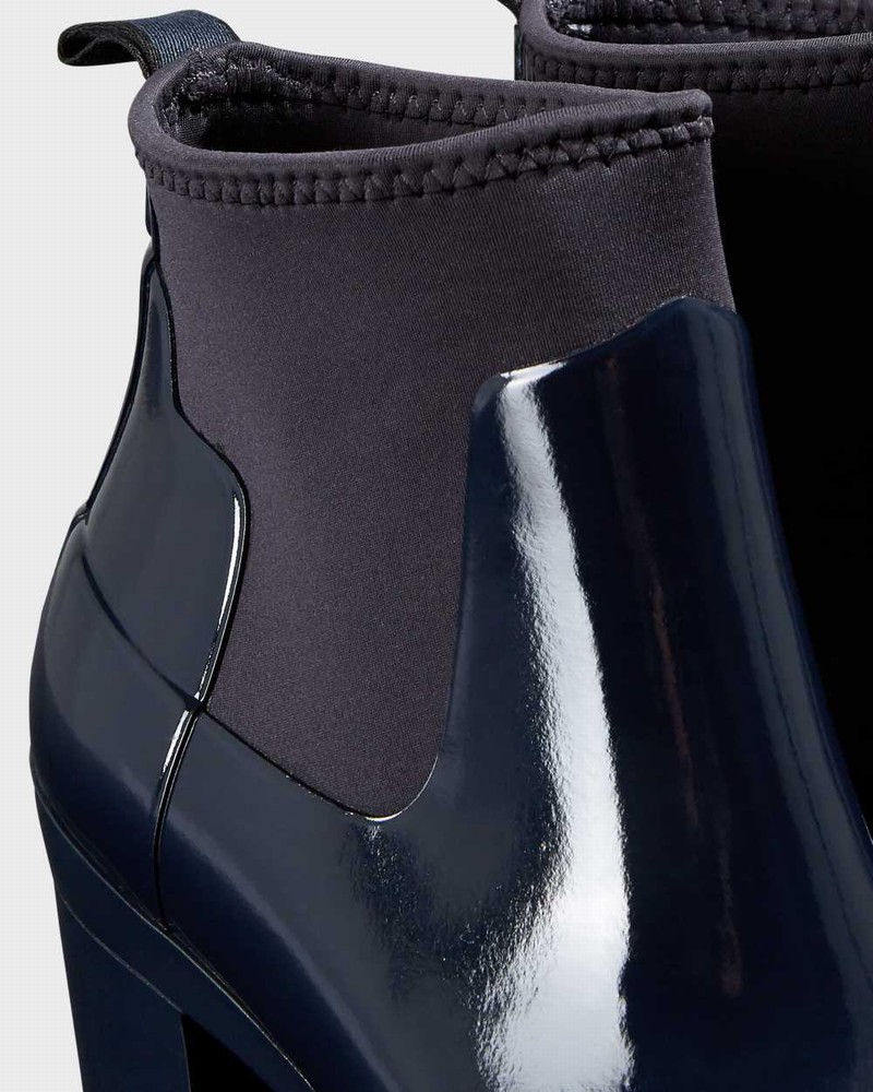 Botas Chelsea Hunter Refined Slim Fit Mid Heel Feminino Azul Marinho | 573507154