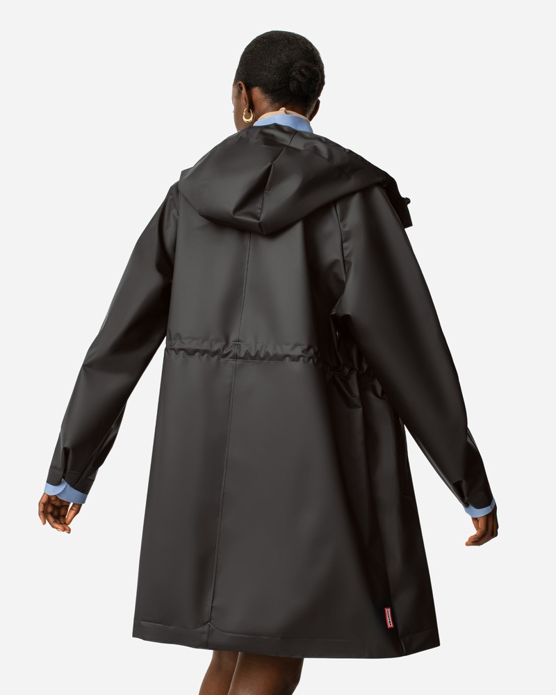 Parka Hunter Play Vinyl Waterproof Feminino Pretas | 750118264